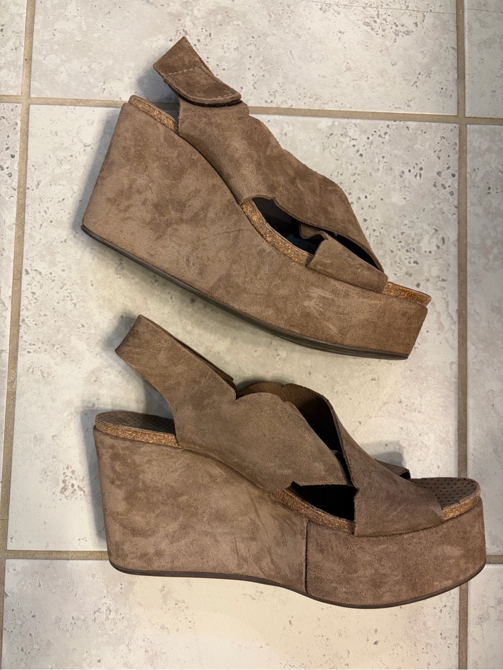 Pedro Garcia | Comfort Brown Suede Velcro Wedge Heel Sandals | Sz 9 (EU 39.5) - Picture 2 of 7